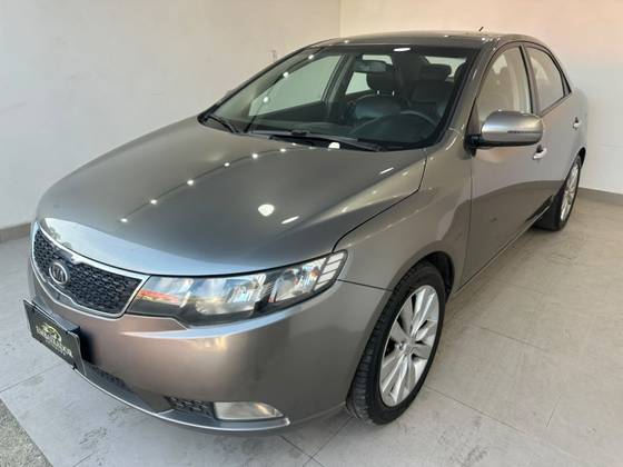 KIA CERATO 1.6 SX E.233 16V GASOLINA 4P AUTOMÁTICO